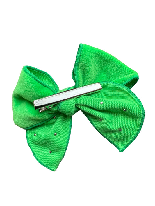 *Velvet and Pearl Hair Bows