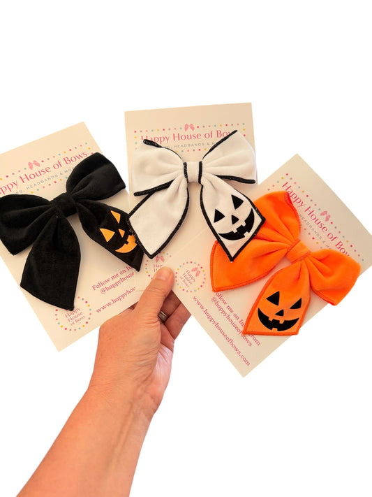 Velvet Pumpkin Jack-O-Lantern Sailor Hair Bow – Halloween Bow for Girls