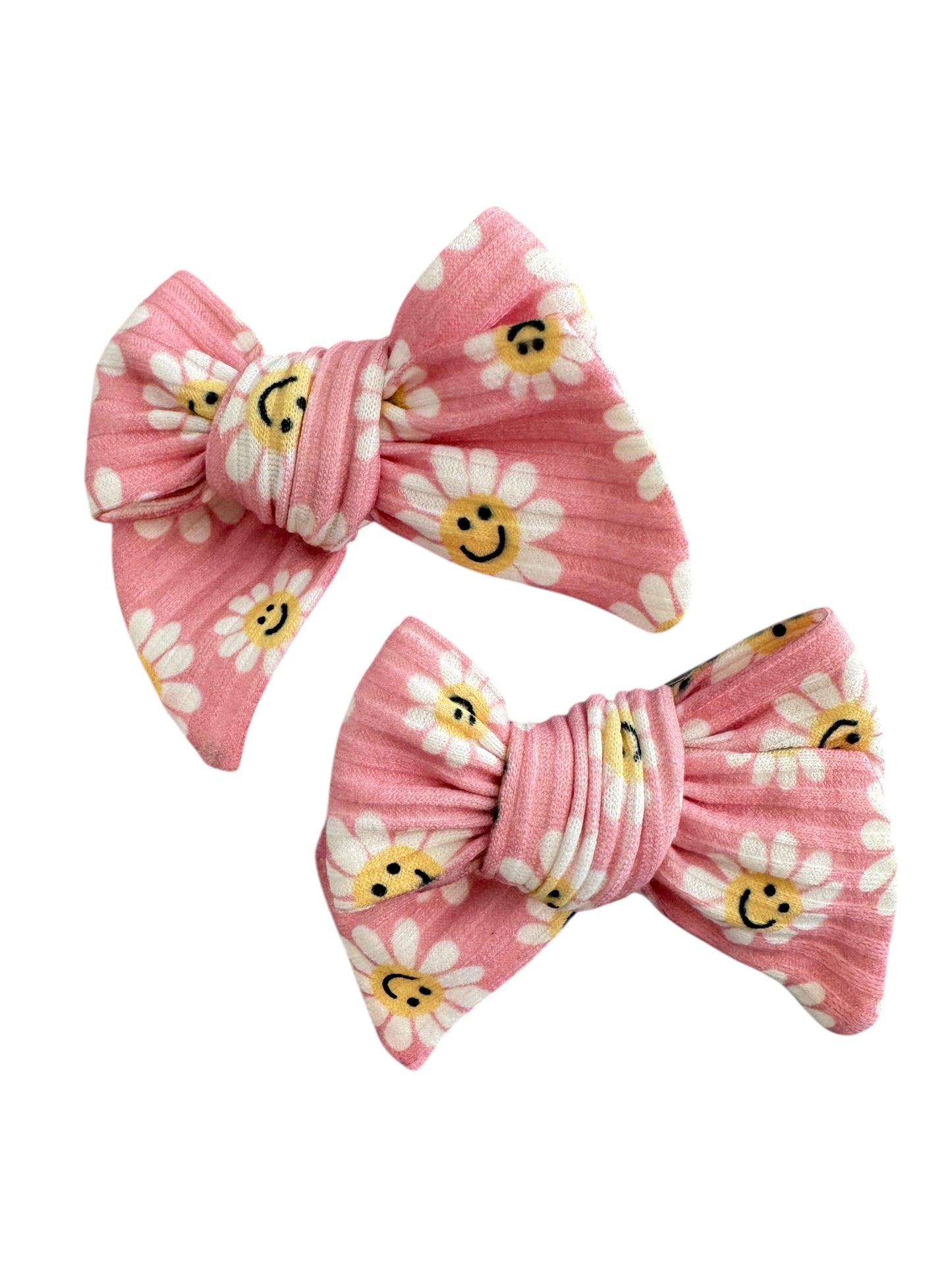 *Pink Smiling Daisy Hair Bows