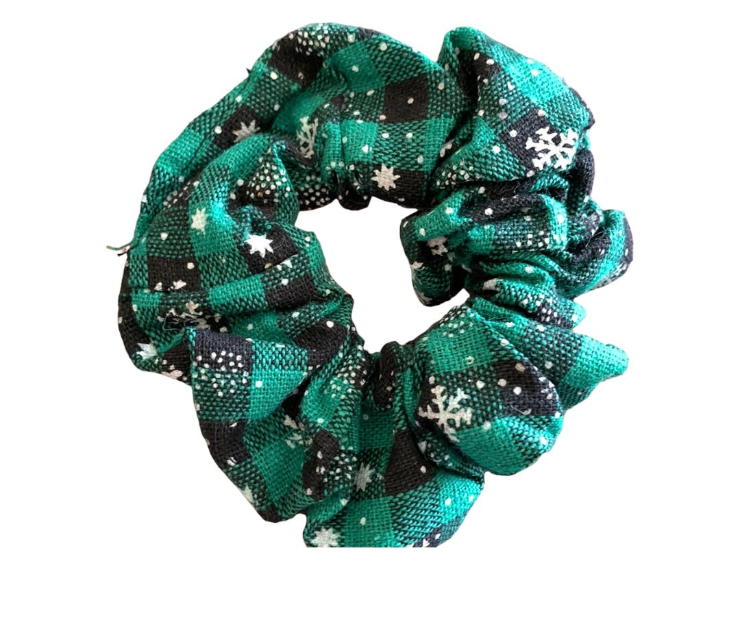 Holiday Christmas Plaid Scrunchies - Festive Hair Accessories for Women & Girls