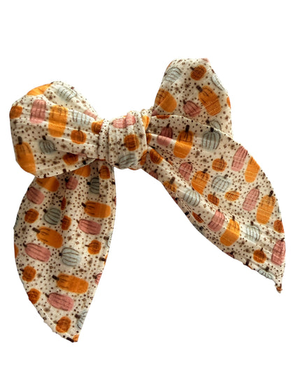 Fall Pumpkin Print Hair Bow for Girls – Autumn Hair Bow & Headband