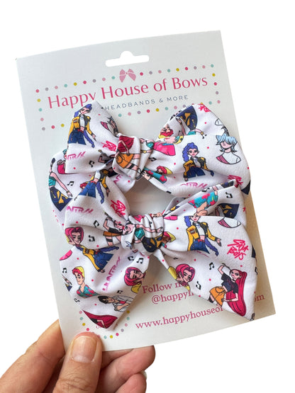White K-Pop Hair Bows for Girls | Trendy Korean-Inspired Bow Clip