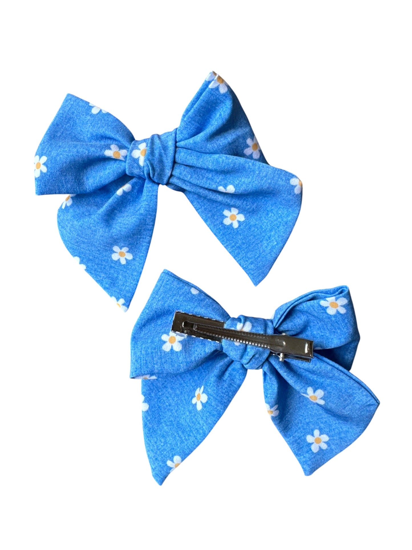 Denim Daisy Hair Bows for Girls – Large Floral Bows with Alligator Clip
