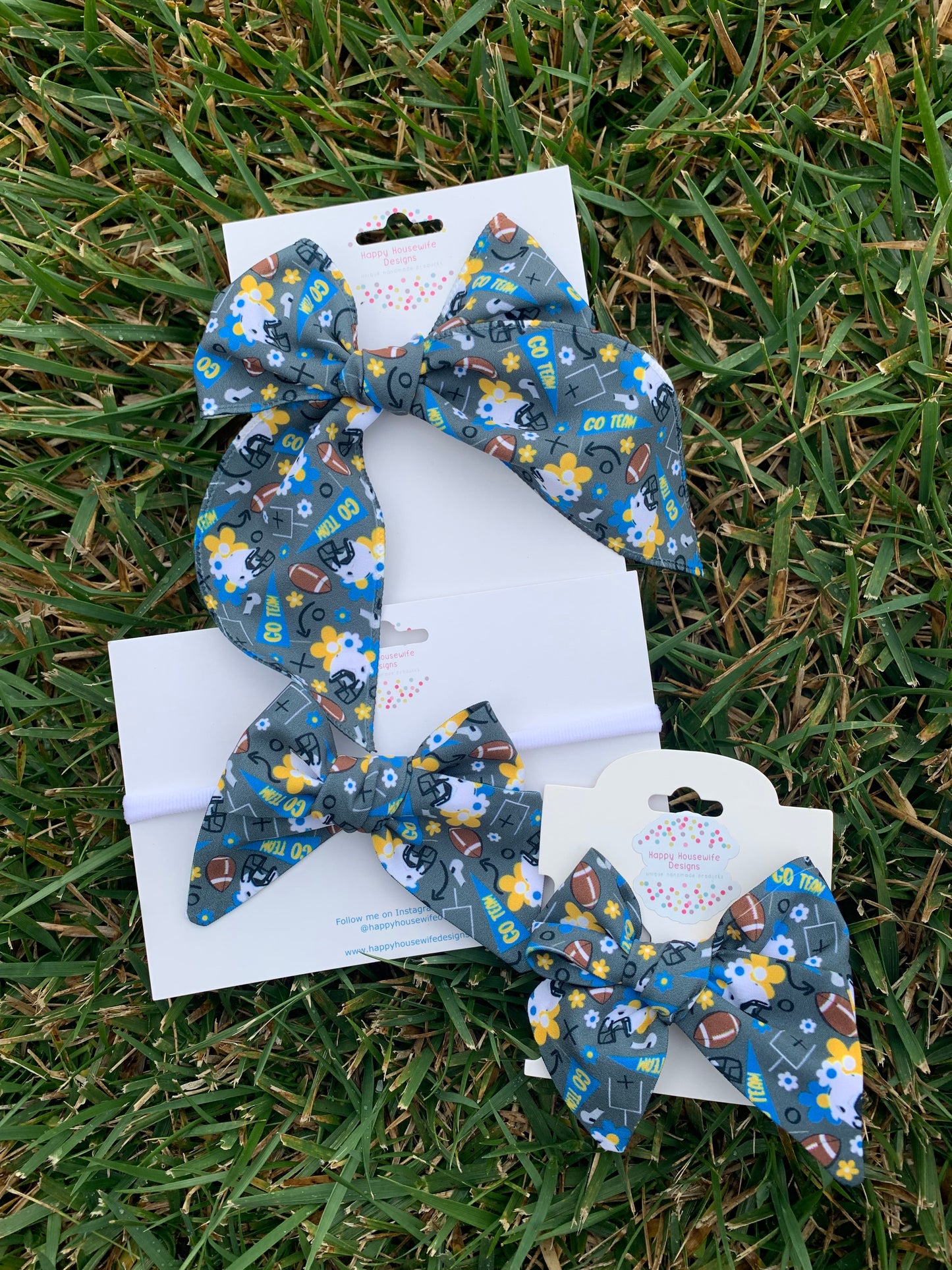 *Football Team Hair Bows