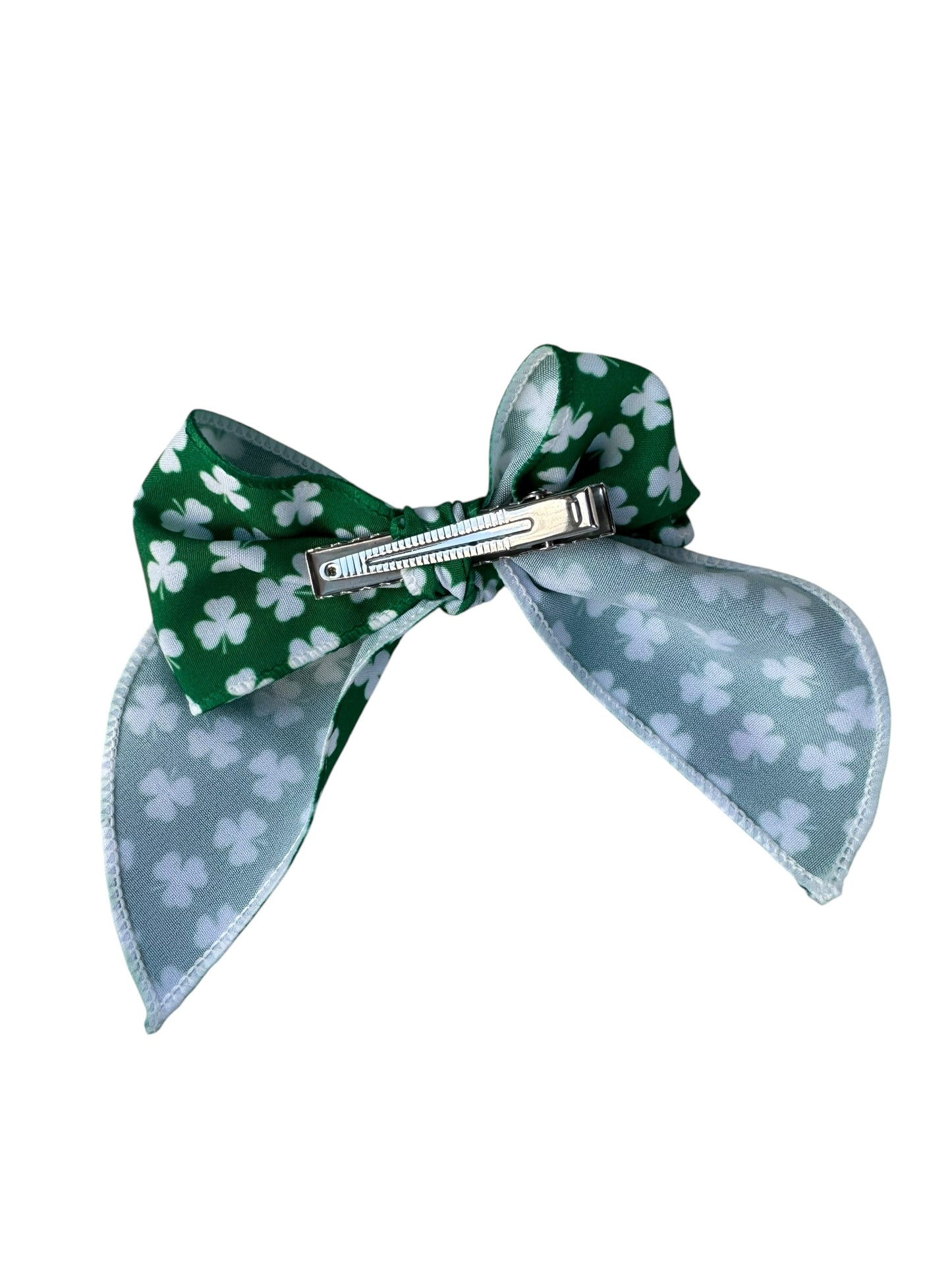 *Green Shamrock Hair Bows