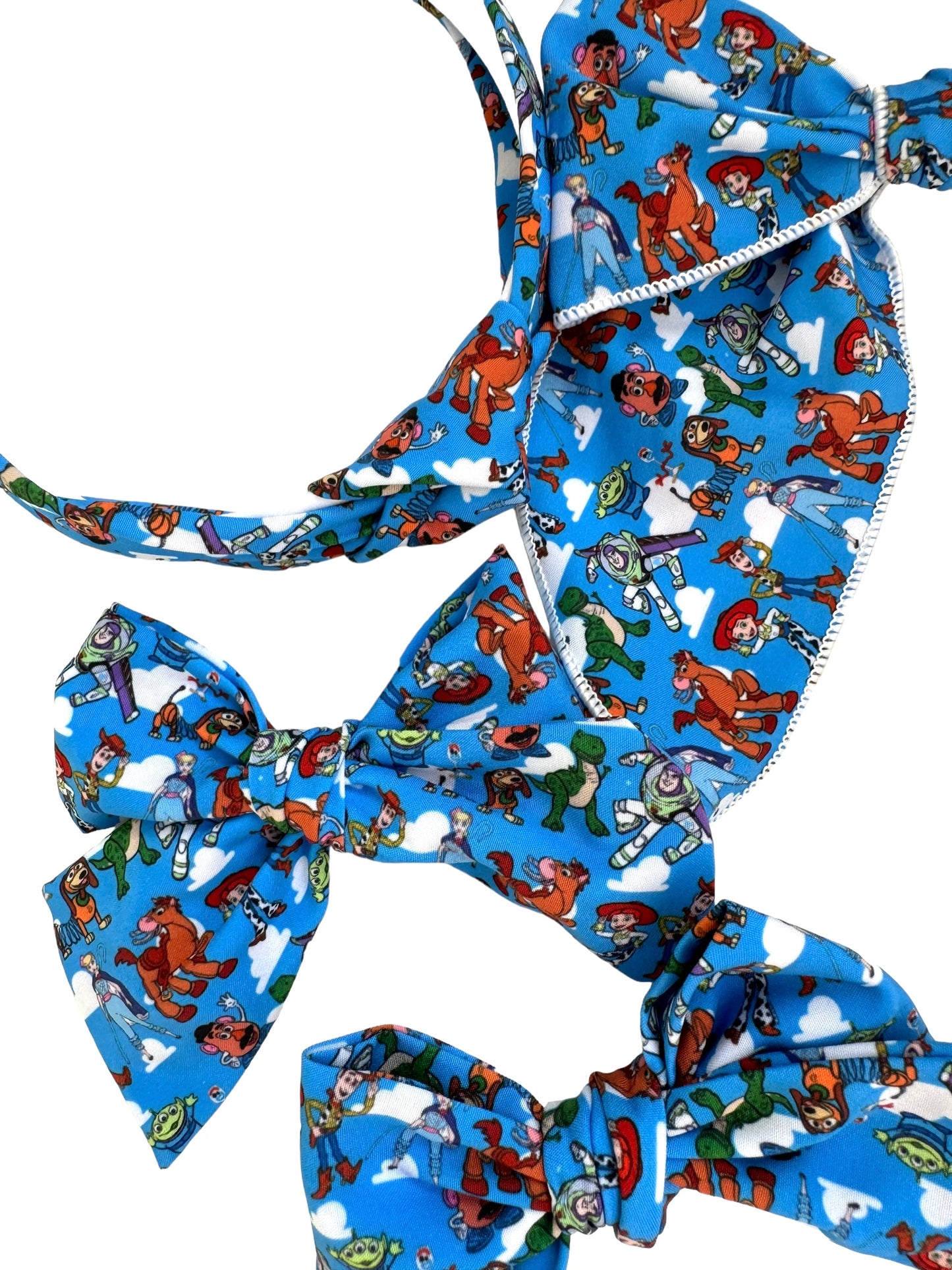 *Blue Toys Hair Bow