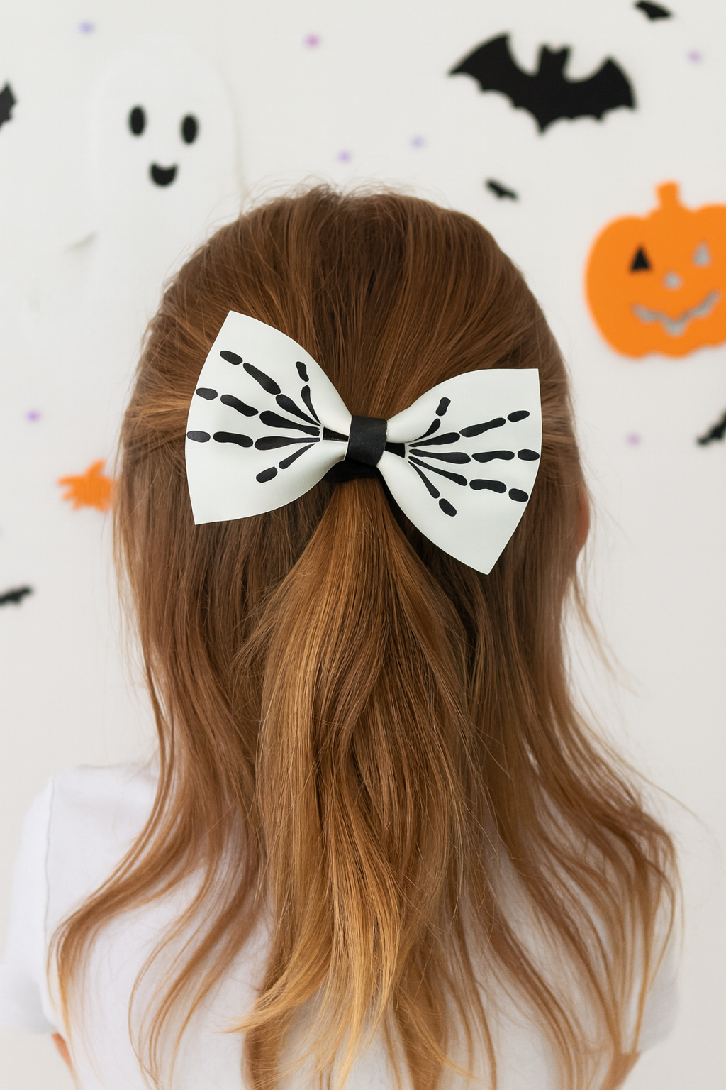 Skeleton Faux Leather Hair Bow for Girls – Halloween Hair Accessory, Spooky Black & White Bow