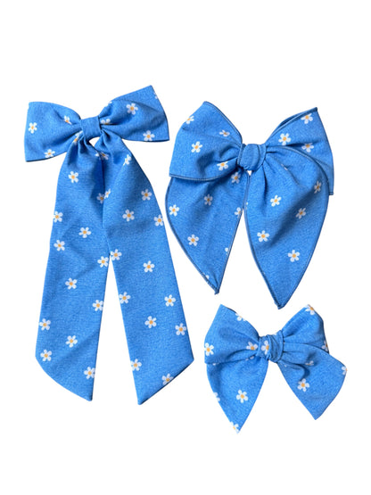 Denim Daisy Hair Bows for Girls – Large Floral Bows with Alligator Clip