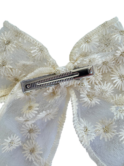 Daisy Lace Hair Bows for Girls – Large Floral Embroidered Bows with Alligator Clip