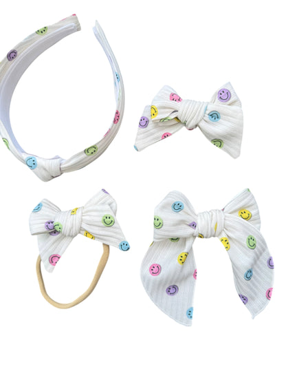 *Pastel Smiley Face Hair Bows