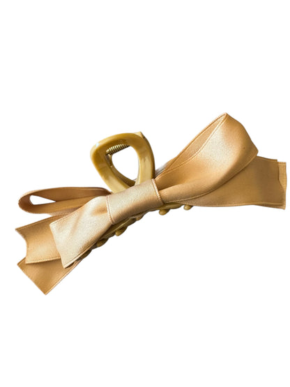 *Coquette Bow Claw Clip