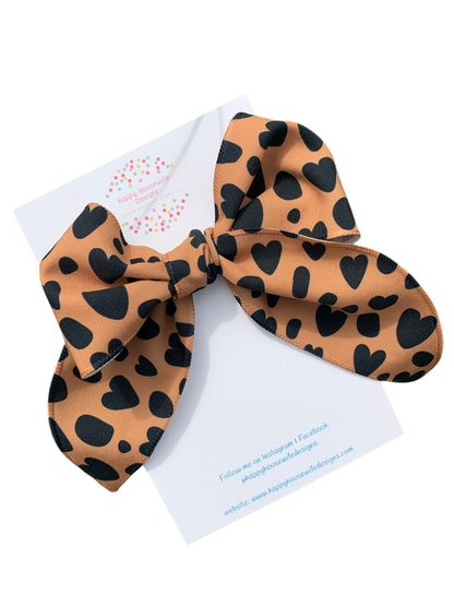 *Leopard Heart Hair Bows