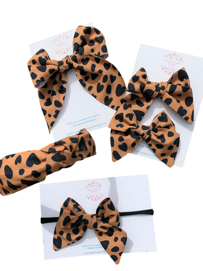 *Leopard Heart Hair Bows