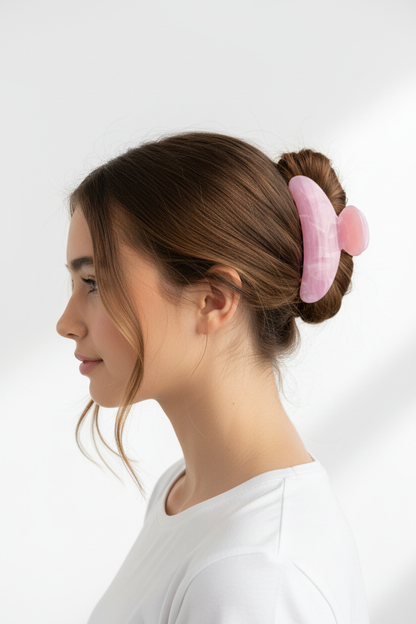 Claw Clip Side View Lifestyle Shot