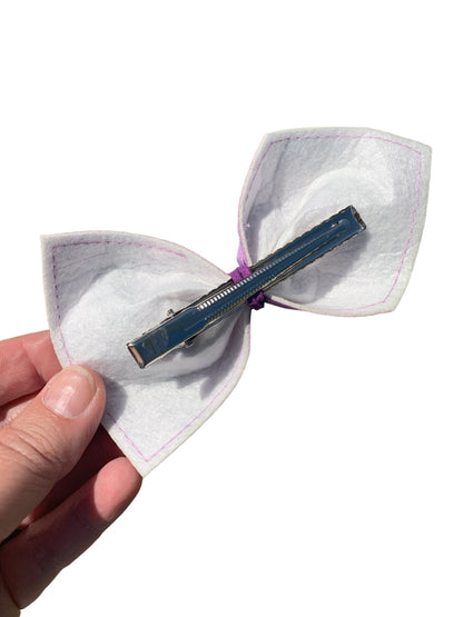 Crayon Shaker Hair Bow