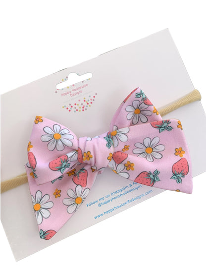 * Strawberry and Daisy Hair Bows