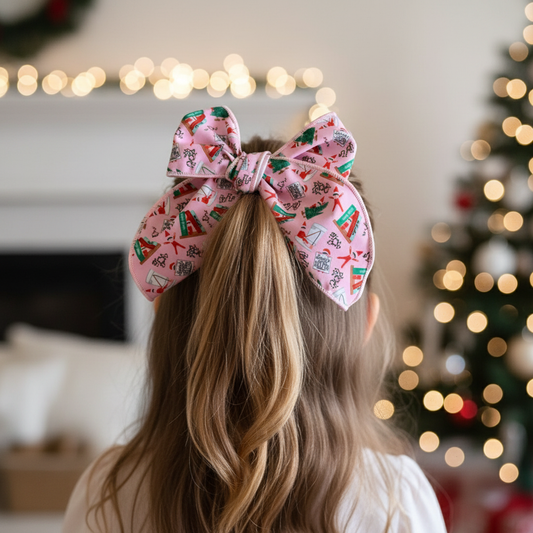 Shelf Elf Bow Lifestyle Image